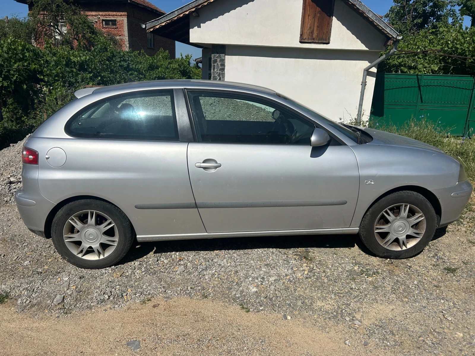 Seat Ibiza, снимка 2 - Автомобили и джипове - 55160033