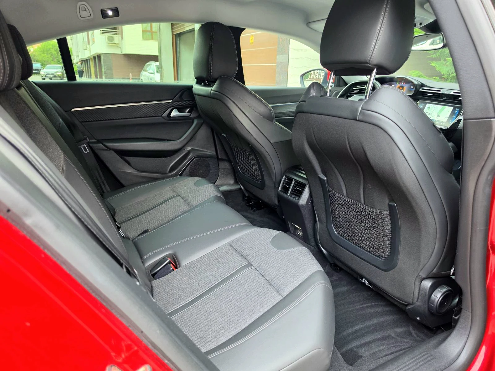 Peugeot 508 Pure Tech 181 EAT8 | Mobile.bg � ����������� 12