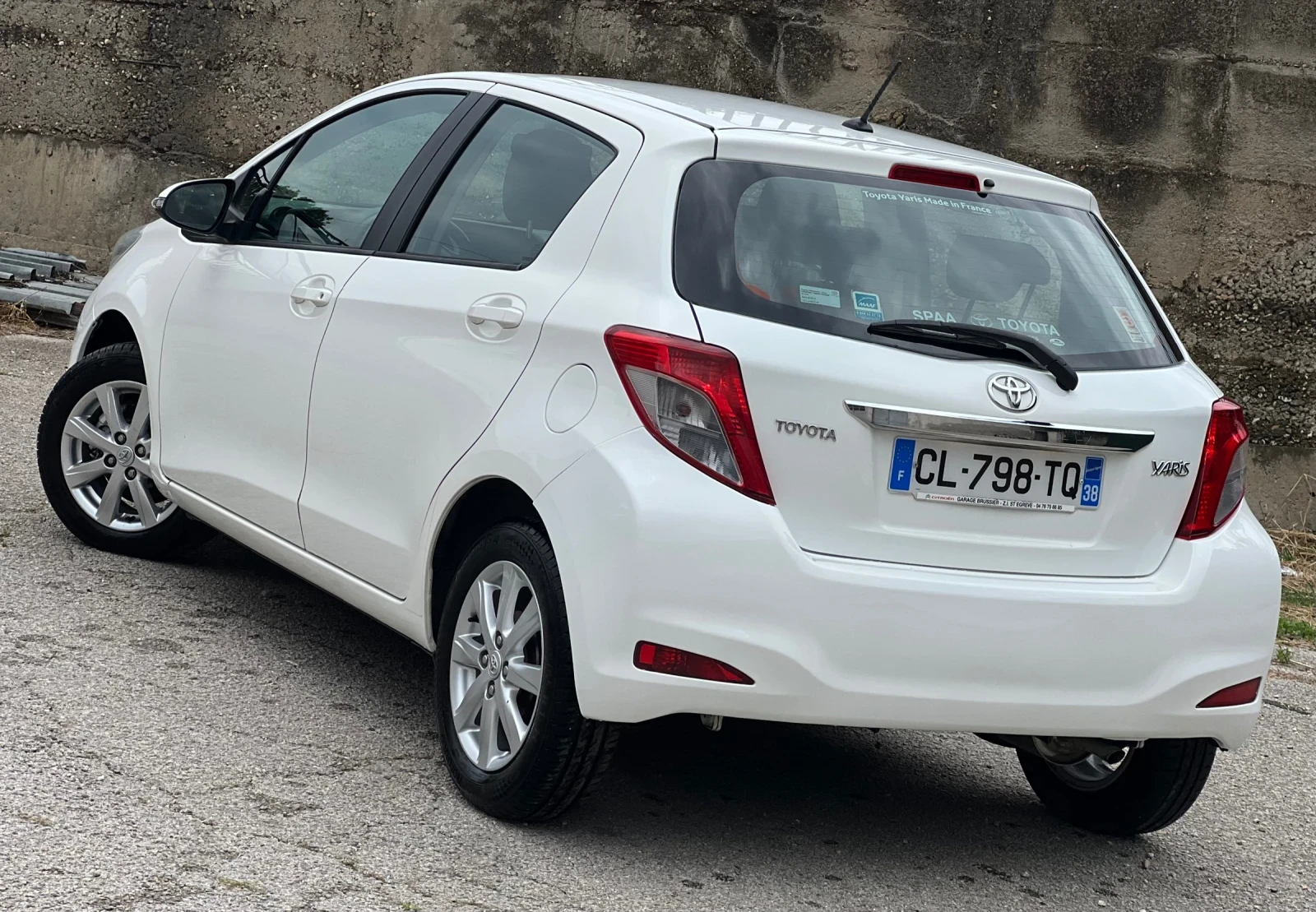 Toyota Yaris БЕНЗИН ВЕРИГА , снимка 4 - Автомобили и джипове - 55376730