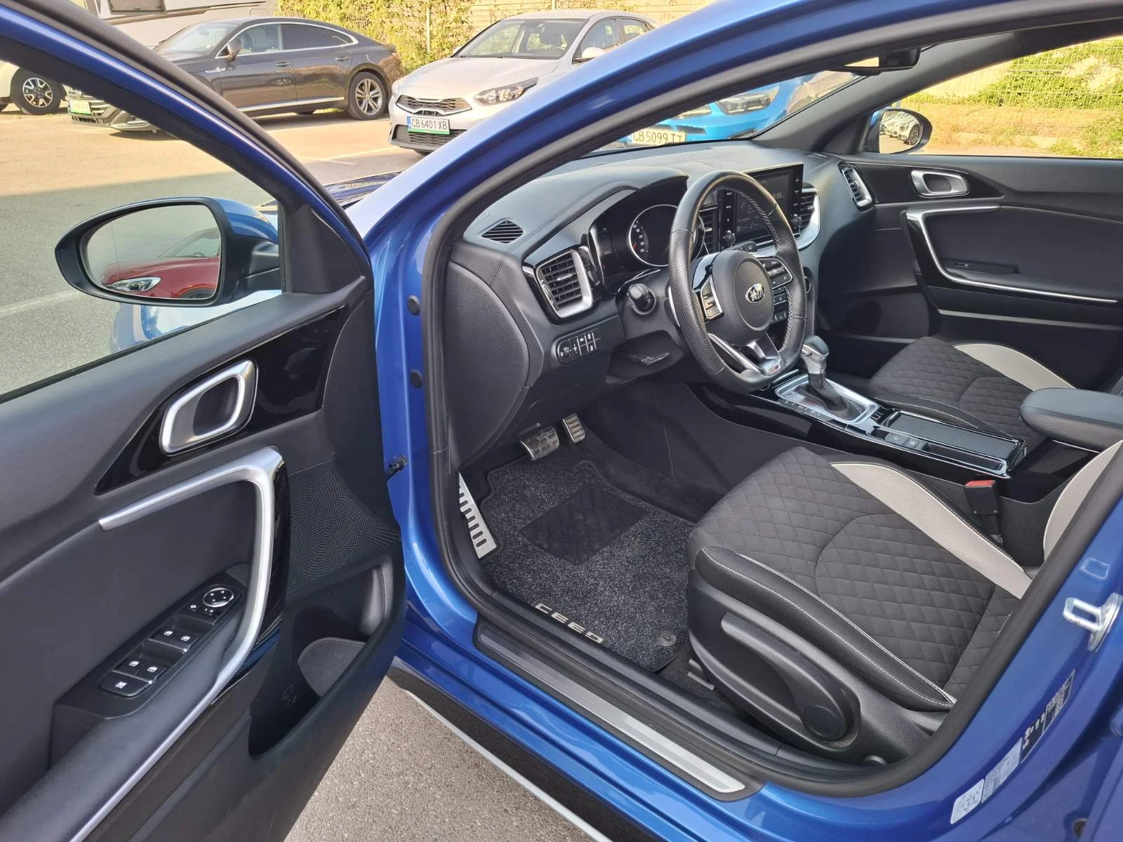 Kia Pro ceed 1.4 T-gdi SX Гаранция, снимка 9 - Автомобили и джипове - 55936420
