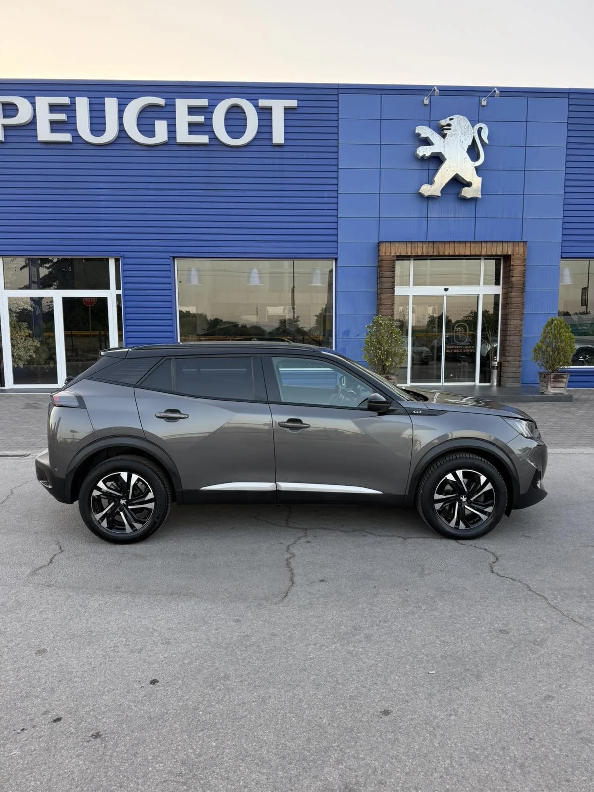 Peugeot 2008 GT-line full led, снимка 6 - Автомобили и джипове - 56010578