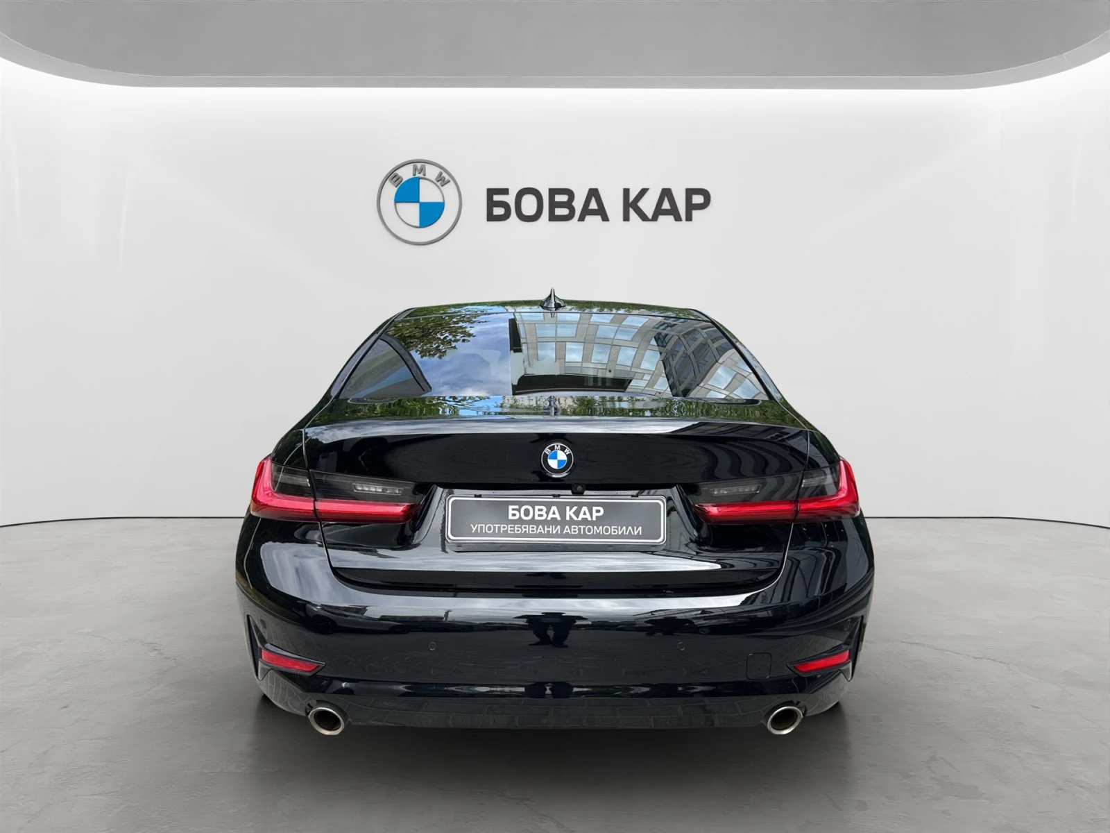 BMW 320 xDrive Седан, снимка 9 - Автомобили и джипове - 56115438