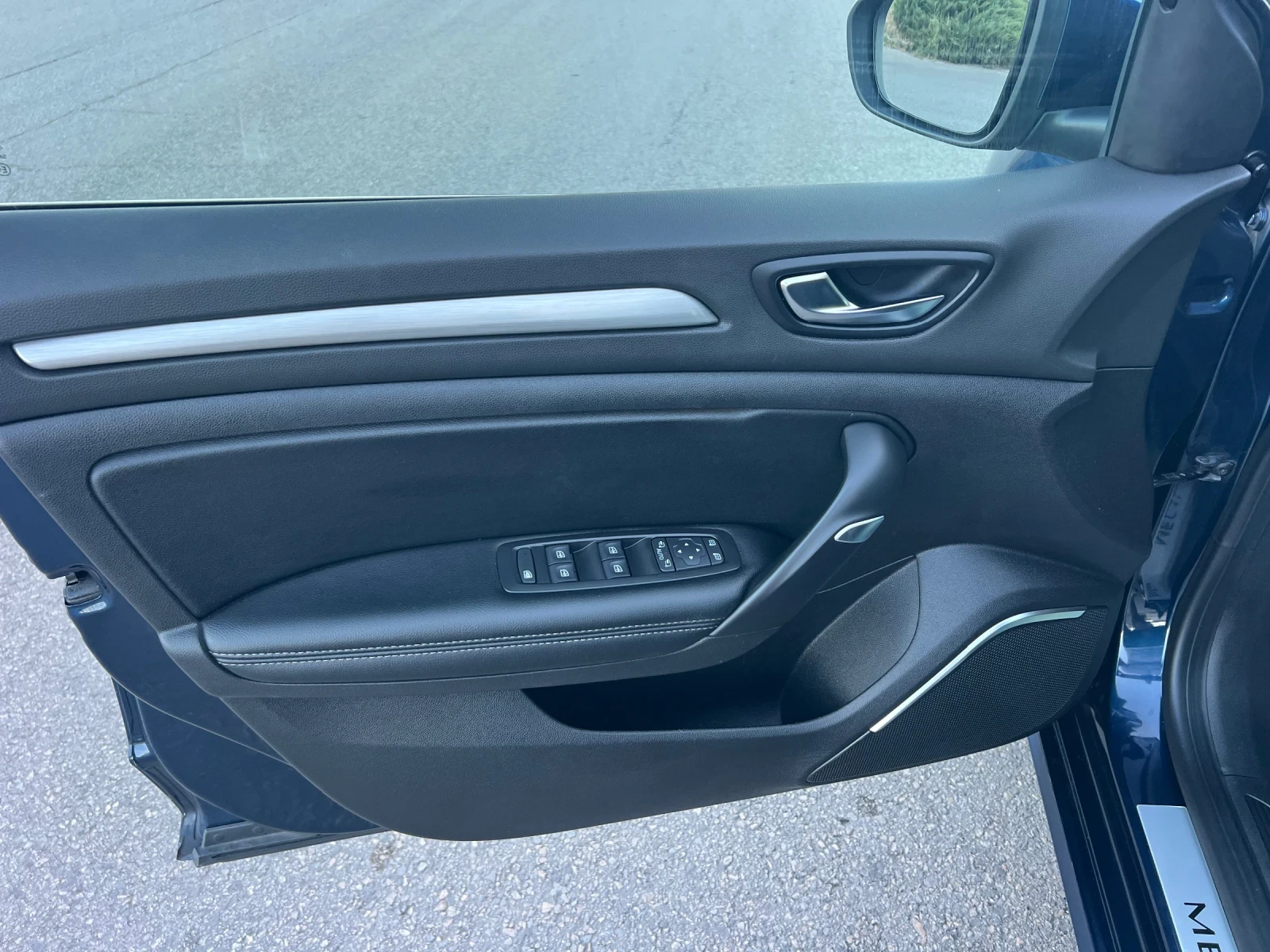 Renault Megane 1.5DCI/NAVI/FULL/TOP, снимка 14 - Автомобили и джипове - 56512414