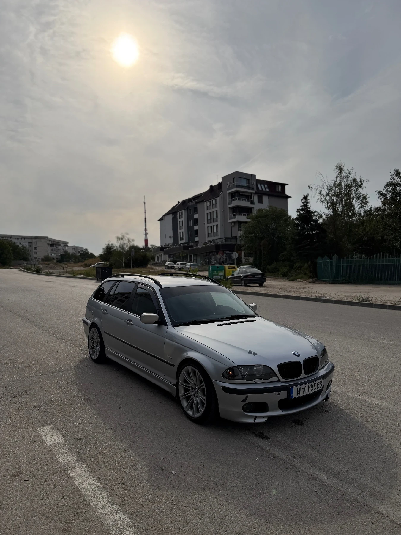 BMW 320, снимка 3 - Автомобили и джипове - 56569130