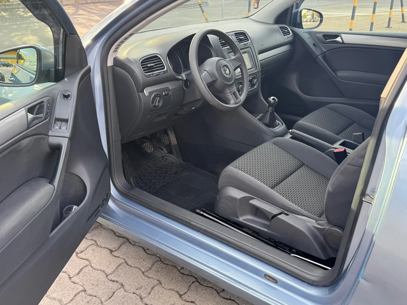 VW Golf VI , 1.4 БЕНЗИН  80к.с., снимка 12 - Автомобили и джипове - 56733710