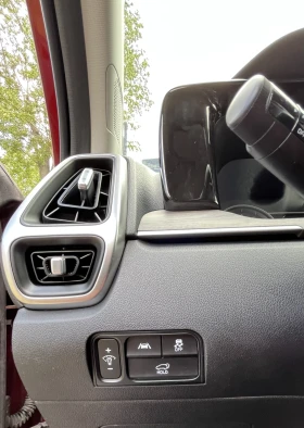 Kia Sorento 2.5 Turbo / AWD, снимка 12