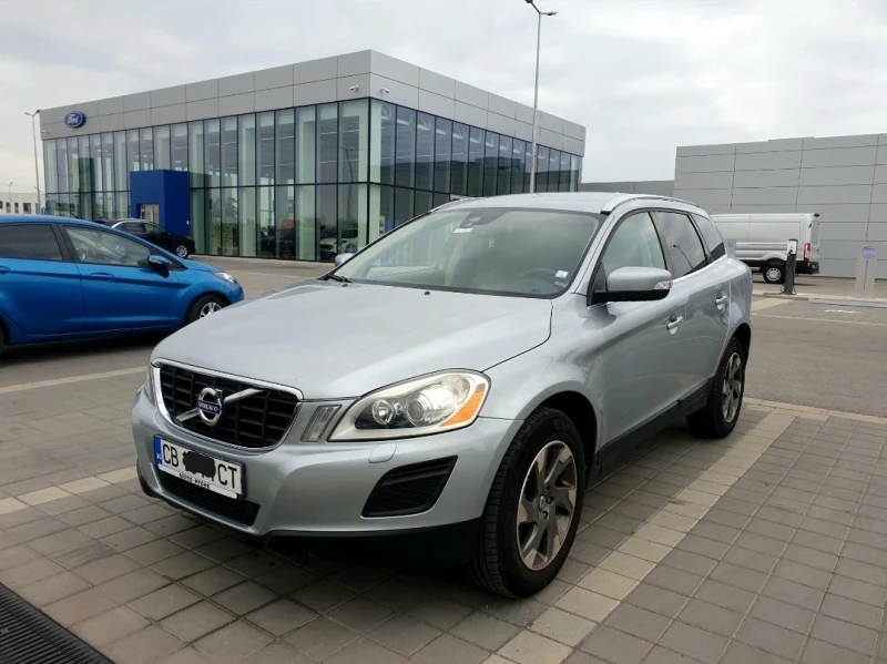 Volvo XC60 Ocean Race, снимка 1 - Автомобили и джипове - 45952648