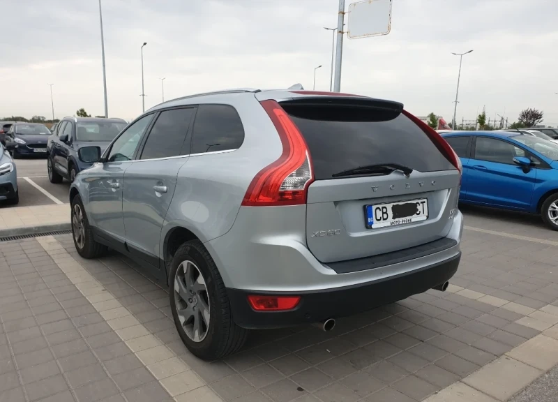 Volvo XC60 Ocean Race, снимка 5 - Автомобили и джипове - 45952648