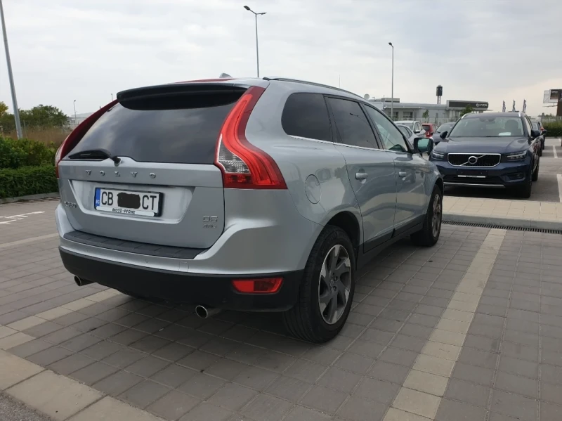 Volvo XC60 Ocean Race, снимка 4 - Автомобили и джипове - 45952648