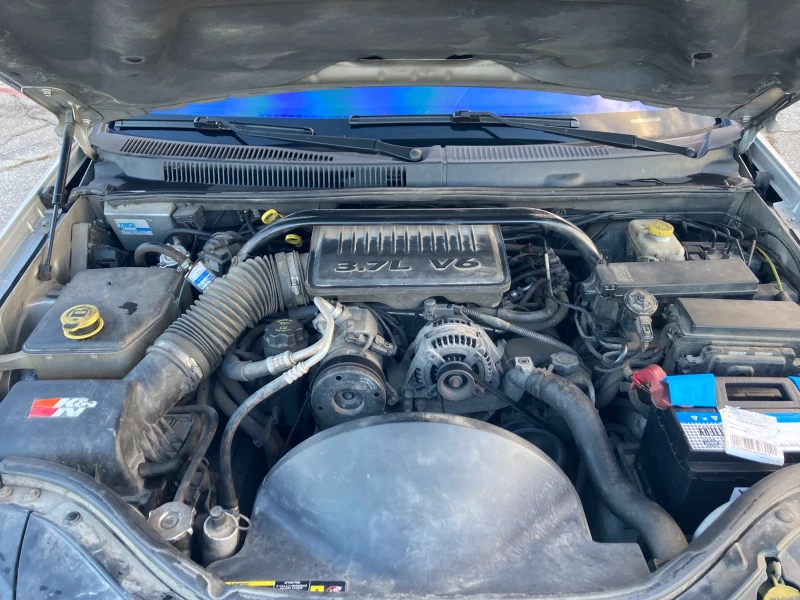 Jeep Grand cherokee 3.7 Laredo LPG, снимка 14 - Автомобили и джипове - 52382917