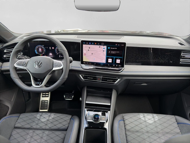VW Tiguan 2.0 TDI 4-MOTION R-LINE CAMERA LED , снимка 10 - Автомобили и джипове - 52473961