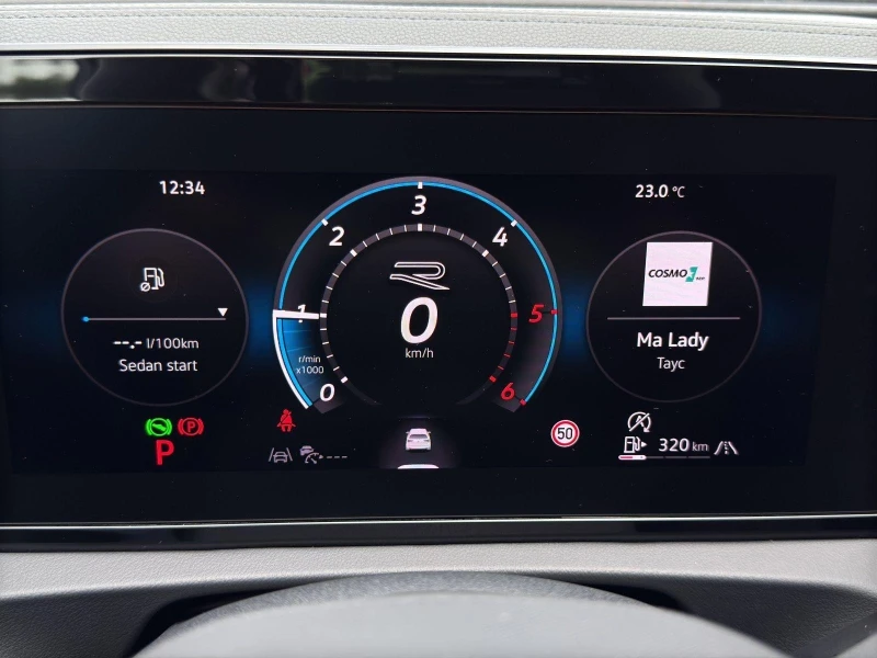 VW Tiguan 2.0 TDI 4-MOTION R-LINE CAMERA LED , снимка 6 - Автомобили и джипове - 52473961