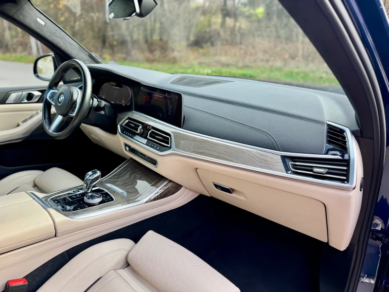 BMW X7 Swarovski , снимка 14 - Автомобили и джипове - 52750183