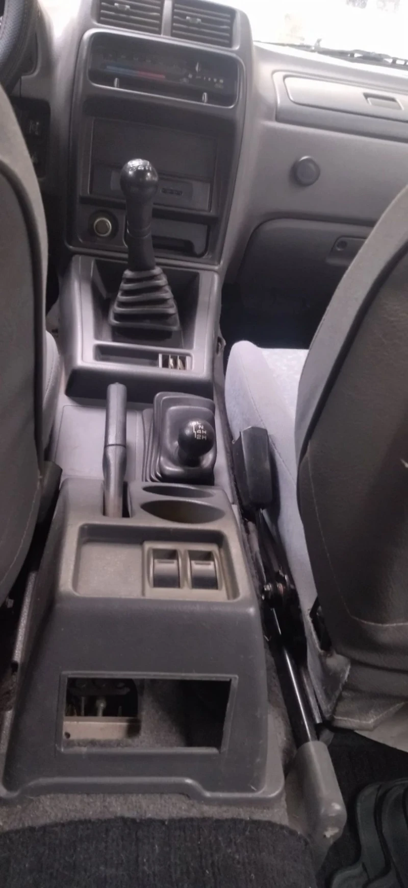 Suzuki Vitara 1.6, снимка 10 - Автомобили и джипове - 52855396