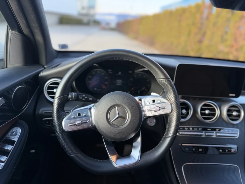 Mercedes-Benz GLC 300 AMG, FACELIFT, 360'view, 4 MATIC, Ambient, Dig, снимка 8 - Автомобили и джипове - 52893557