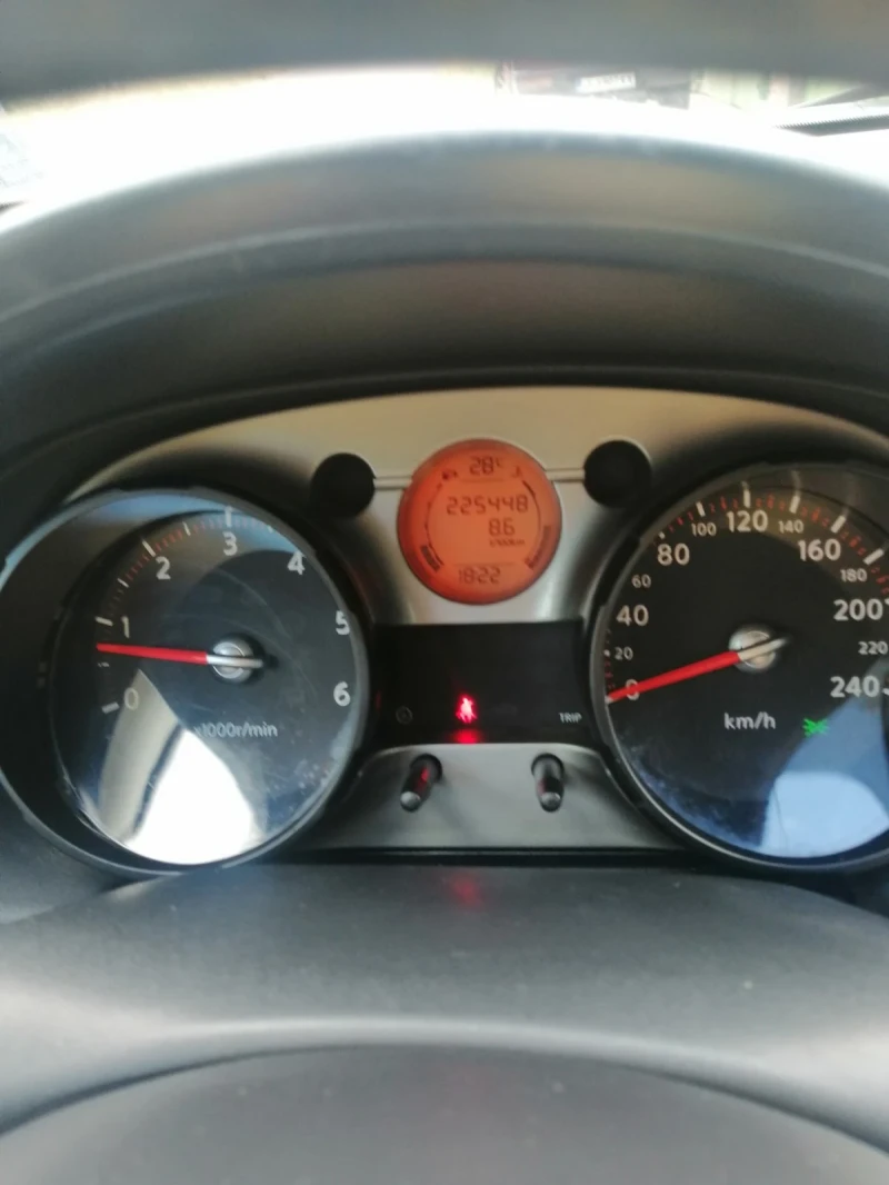 Nissan Qashqai, снимка 2 - Автомобили и джипове - 53224205