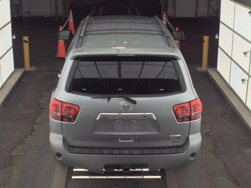 Toyota Sequoia LIMITED* 5.7* V8* ПОДГРЕВ* КАМЕРА* КЕЙЛЕС, снимка 6 - Автомобили и джипове - 53482789