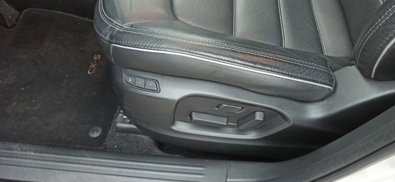 Mazda CX-5 2.5 Skyactiv-G Premium AWD, снимка 10 - Автомобили и джипове - 53584146