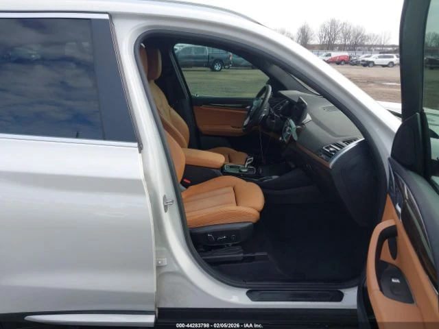 BMW X3 XDRIVE30I, снимка 11 - Автомобили и джипове - 53608573
