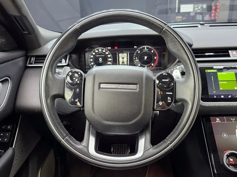 Land Rover Range Rover Velar, снимка 13 - Автомобили и джипове - 54515152