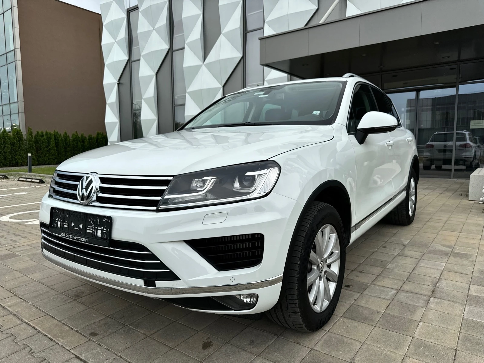 VW Touareg 3.0TDI-FACE-НАВИ-ПОДГРЕВ-ПАМЕТ-LED- - [1] 