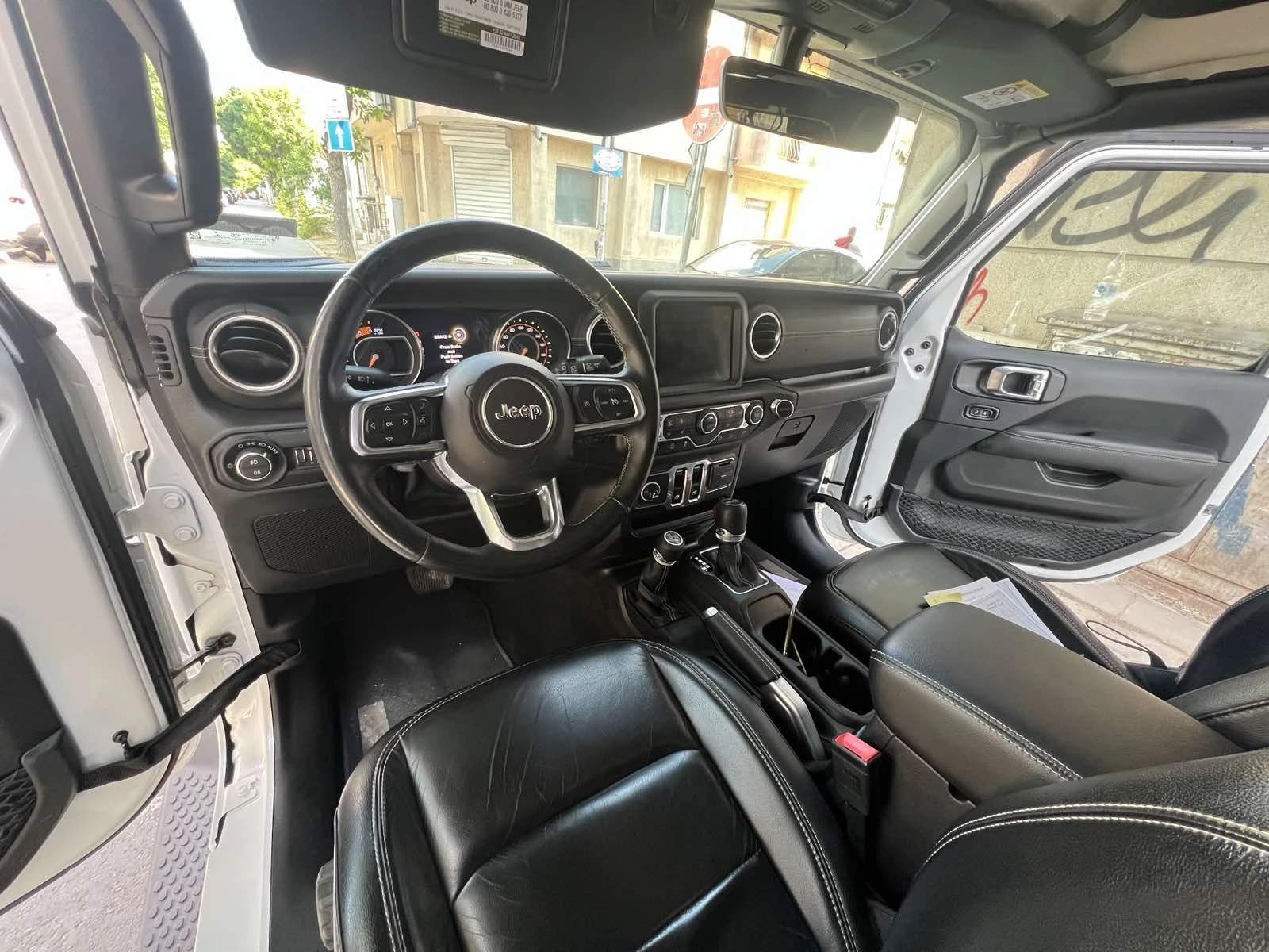 Jeep Wrangler SAHARA 2.2d - изображение 9