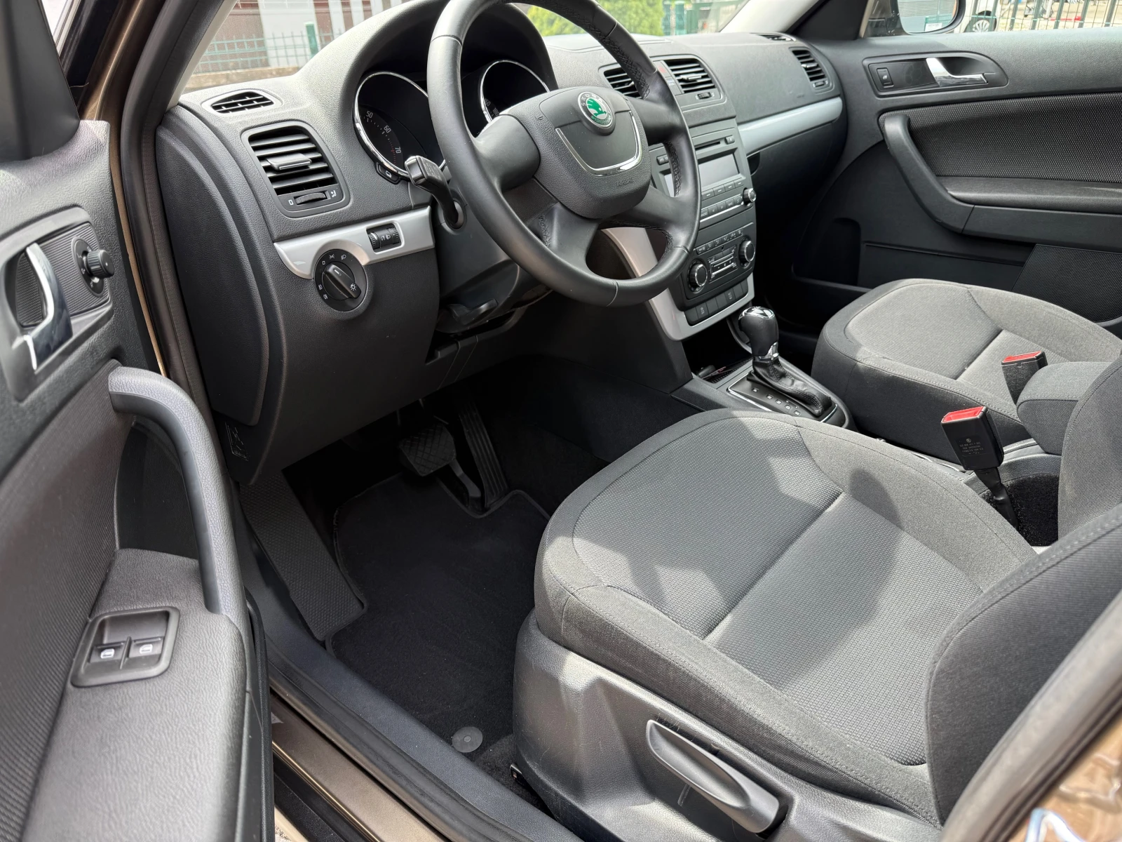 Skoda Yeti 1.2TSI DSG - изображение 8