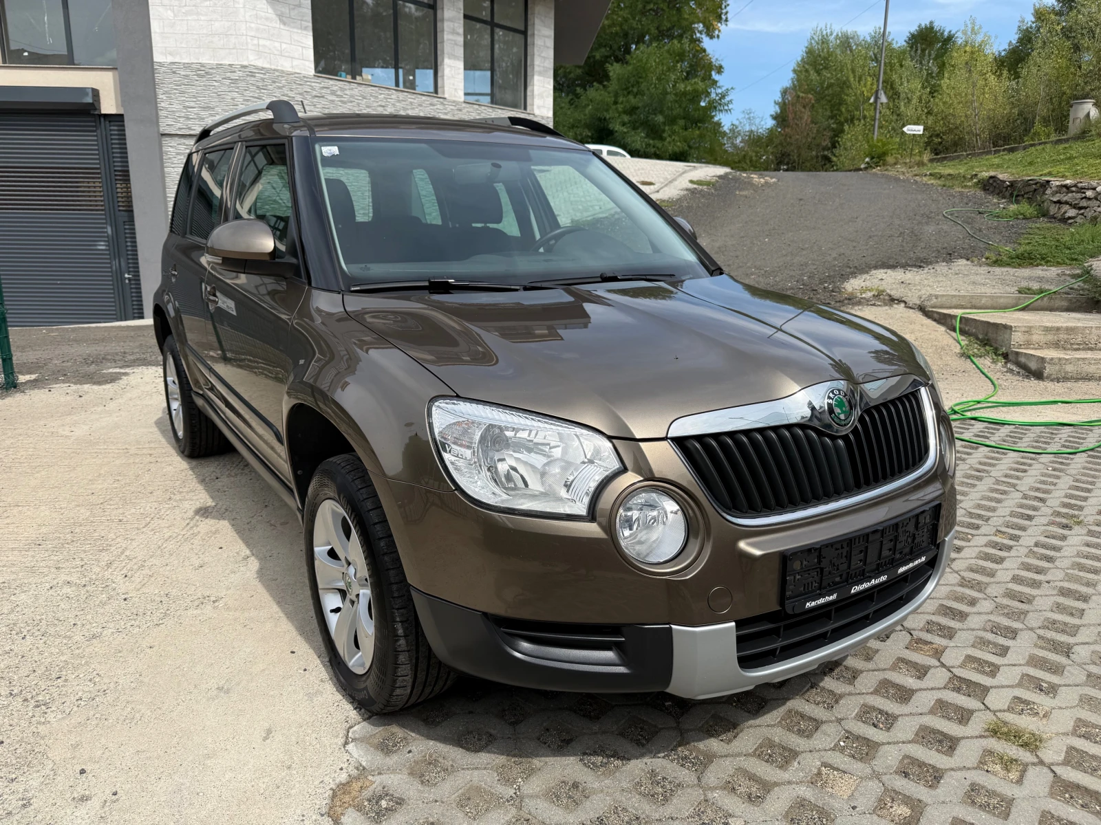 Skoda Yeti 1.2TSI DSG - изображение 2