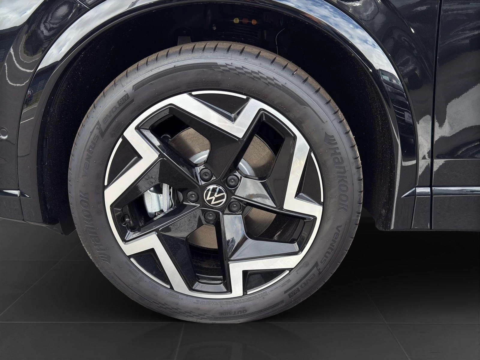 VW Tiguan 2.0 TDI 4-MOTION R-LINE CAMERA LED  | Mobile.bg � ����������� 14