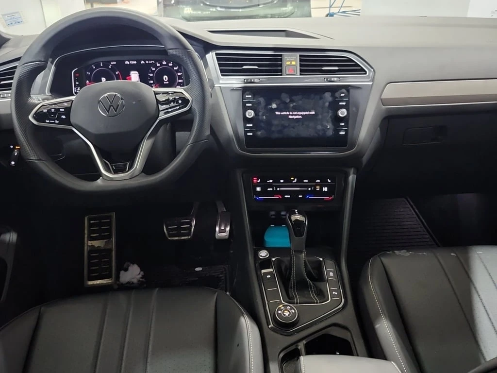 VW Tiguan * COMFORTLINE R LINE BLACK EDITION * CARFAX * ���  | Mobile.bg � ����������� 10