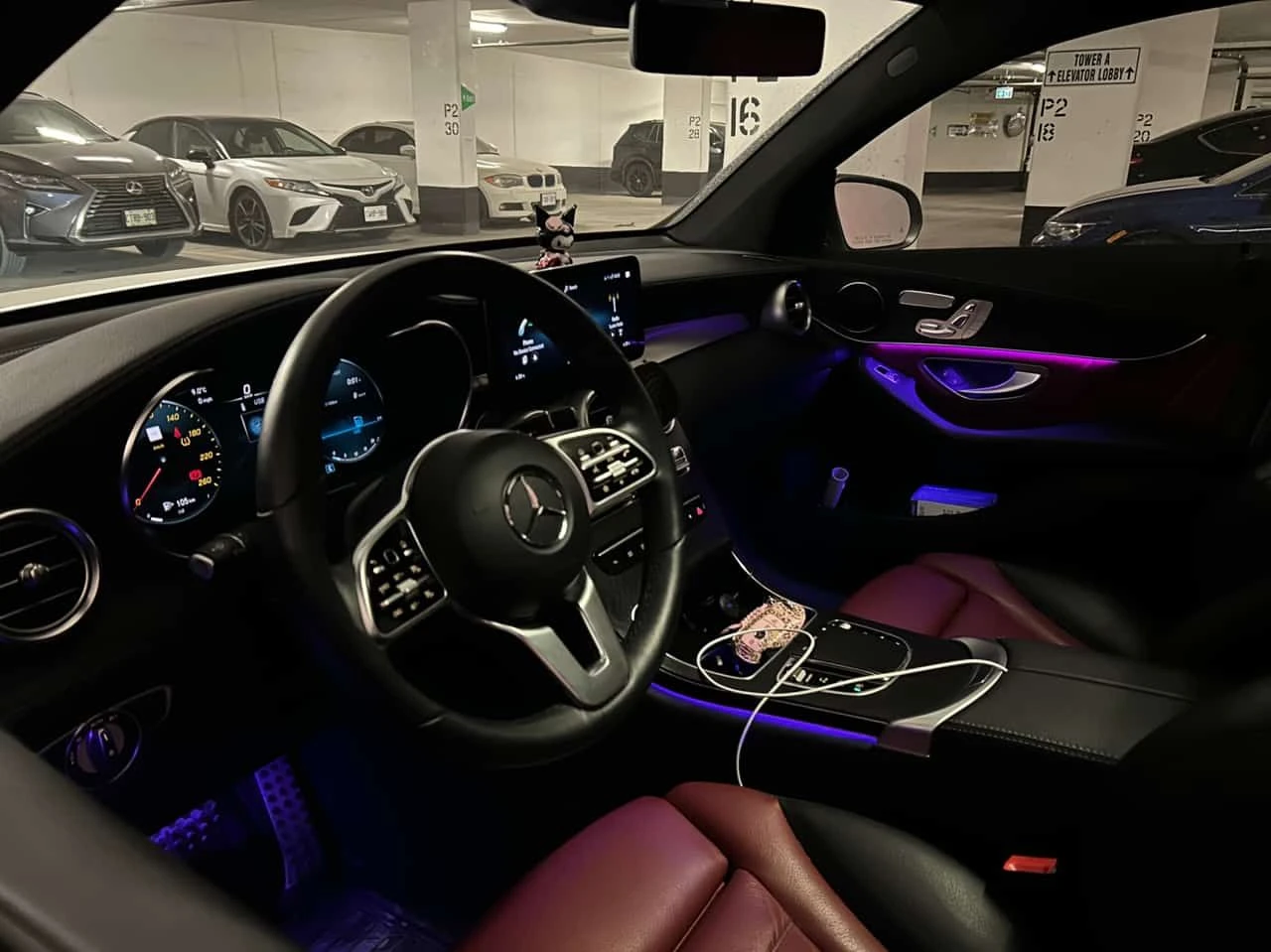 Mercedes-Benz GLC 300 COUPE/CARFAX/PANO/360 CAM/AMBIENT, снимка 6 - Автомобили и джипове - 53845206