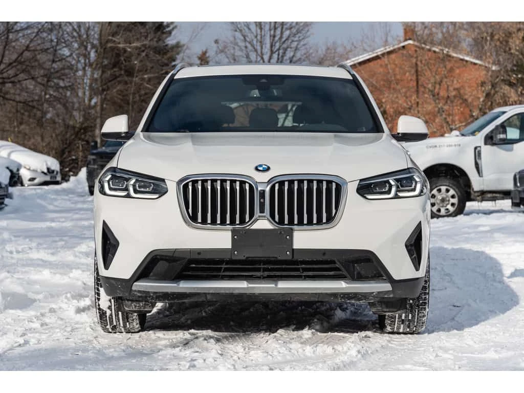 BMW X3 * xDrive30i| Clean Carfax| Navi| PanoRoof| 360Came, снимка 2 - Автомобили и джипове - 54057883