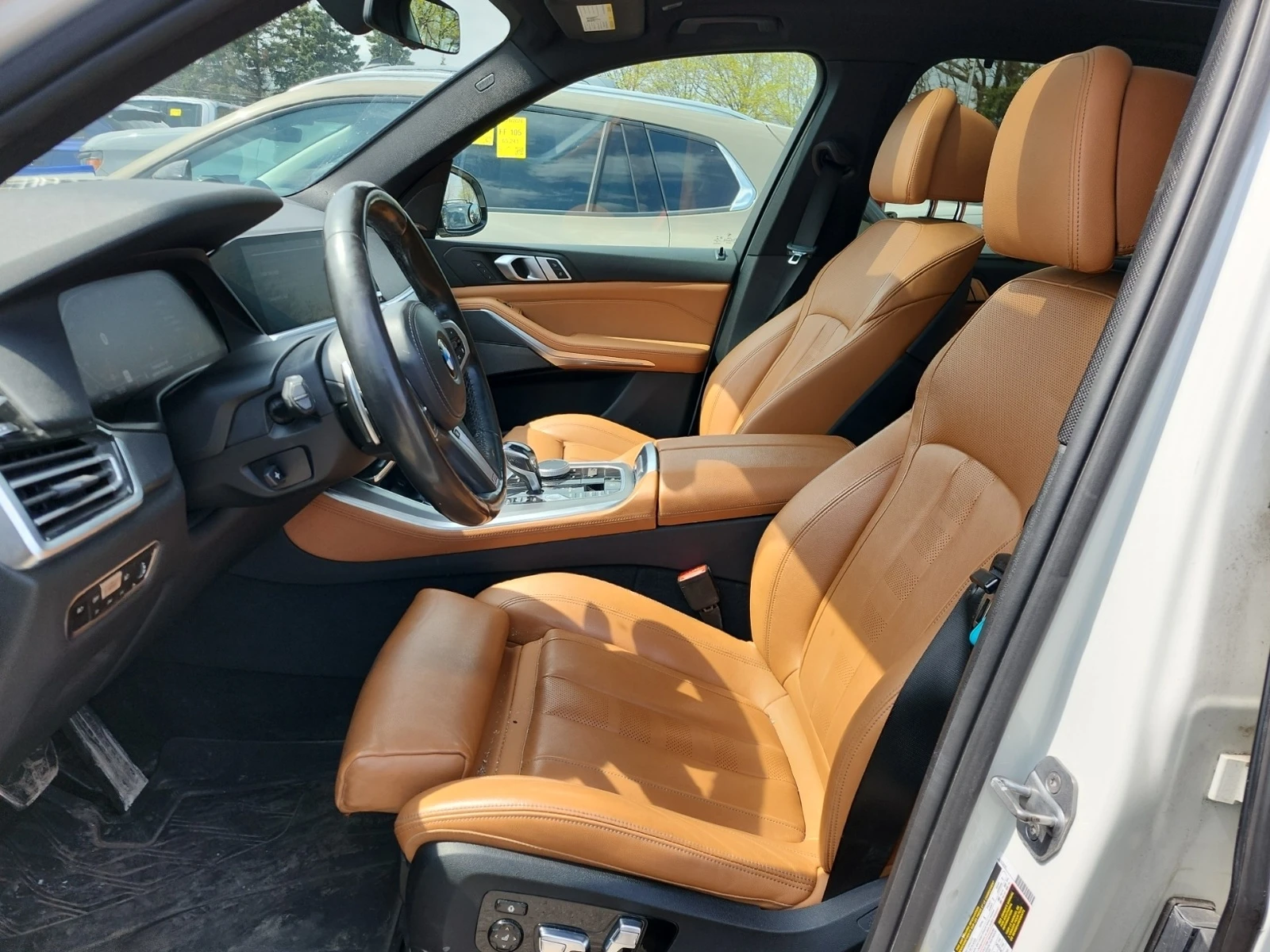 BMW X5 40I * M ПАКЕТ * БЕЗ ИНЦИДЕНТИ * СЕРВИЗНА ИСТОРИЯ *, снимка 6 - Автомобили и джипове - 54311372