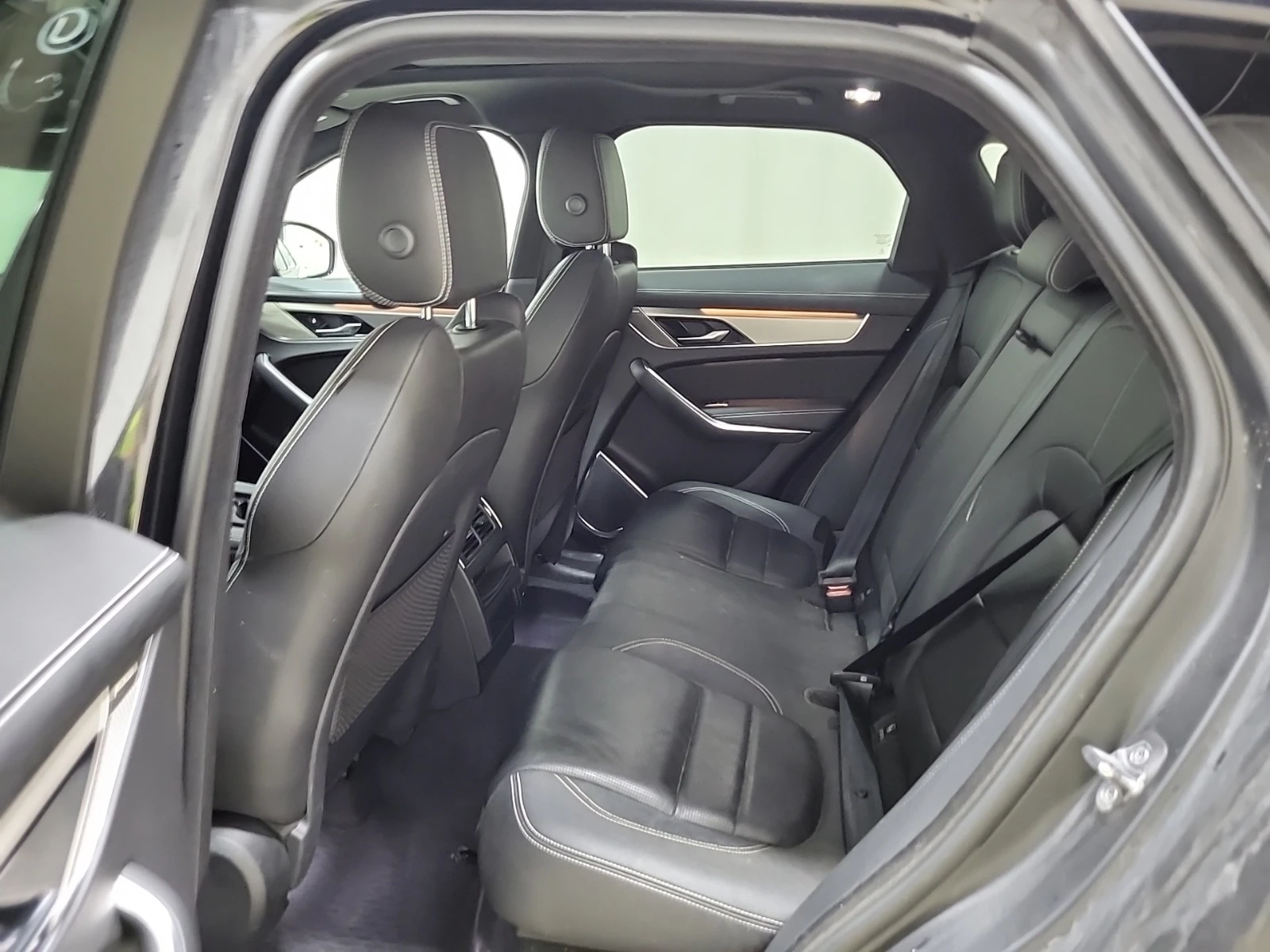 Jaguar F-PACE R-DYNAMIC S * * 3.0 * * CARFAX * * АВТО КРЕДИТ * *, снимка 12 - Автомобили и джипове - 54683736