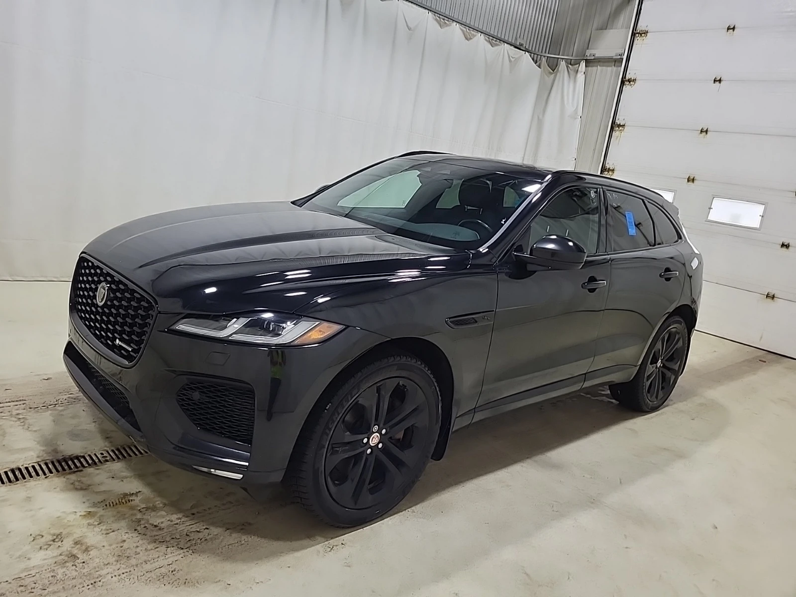 Jaguar F-PACE R-DYNAMIC S * * 3.0 * * CARFAX * * АВТО КРЕДИТ * *
