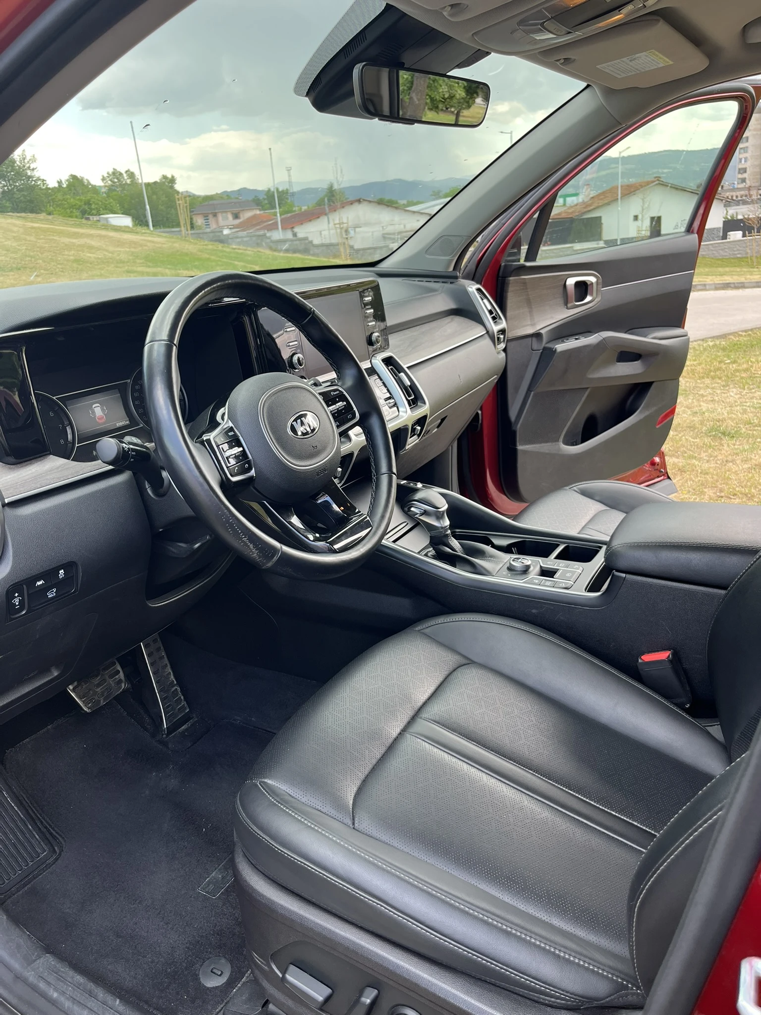 Kia Sorento 2.5 Turbo / AWD, снимка 13 - Автомобили и джипове - 54760125