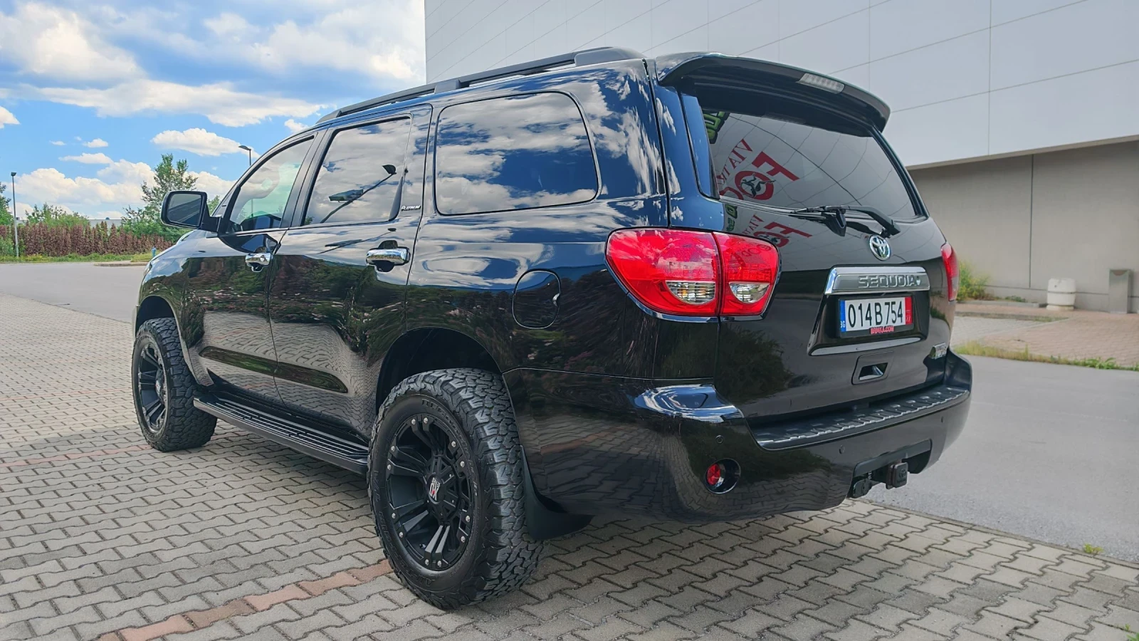 Toyota Sequoia Platinum 5.7 100к Mil, снимка 7 - Автомобили и джипове - 55138411