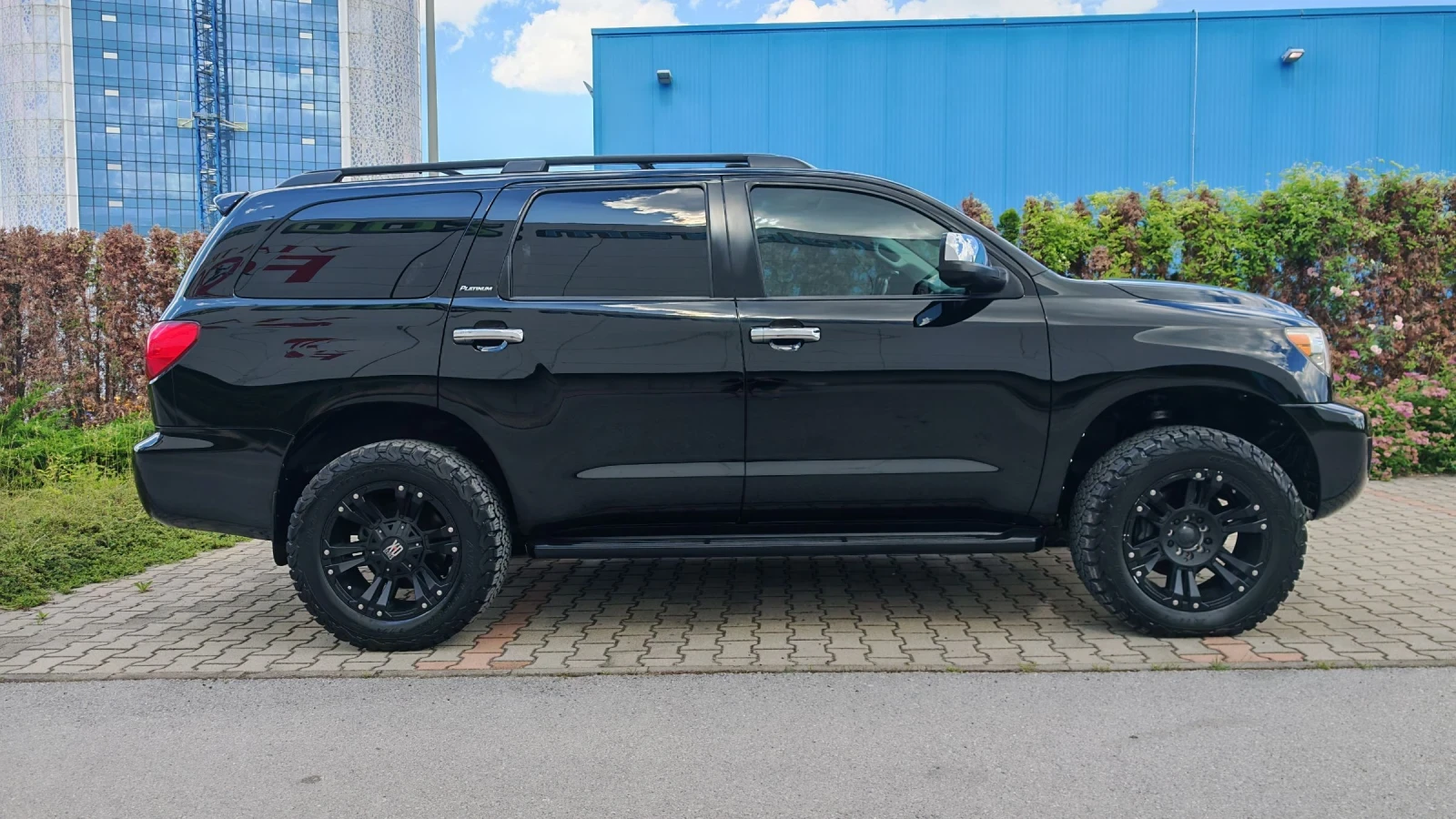 Toyota Sequoia Platinum 5.7 100к Mil, снимка 4 - Автомобили и джипове - 55138411