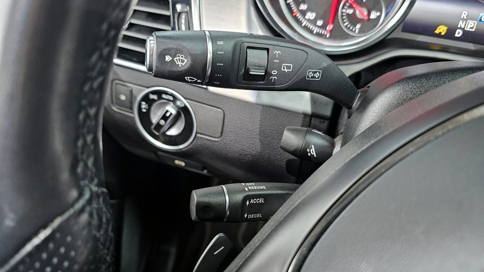 Mercedes-Benz GLE 350 ЛЮК* KEYLESS* ЕЛ. БАГАЖНИК* КРАЙНА ЦЕНА, снимка 15 - Автомобили и джипове - 55302337