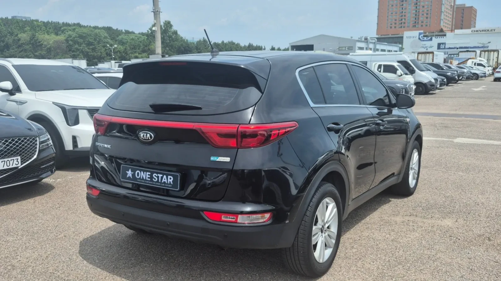 Kia Sportage 1.7 2WD TRENDY, снимка 3 - Автомобили и джипове - 55313880
