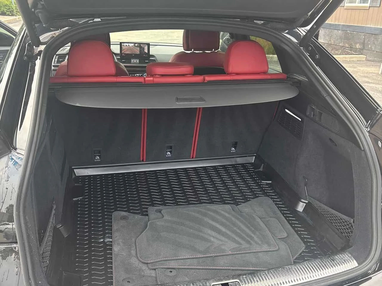 Audi SQ5 * Technik * ЛИЦЕНЗИРАН ДИЛЪР * CARFAX, снимка 13 - Автомобили и джипове - 55593225