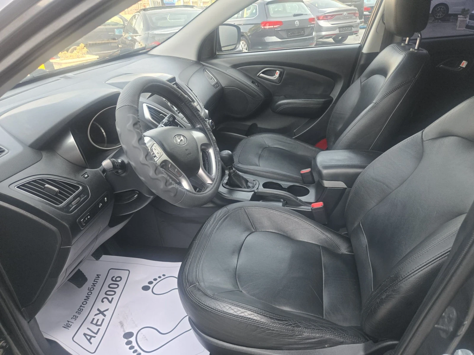 Hyundai IX35 2.0 дизел, снимка 7 - Автомобили и джипове - 55901434