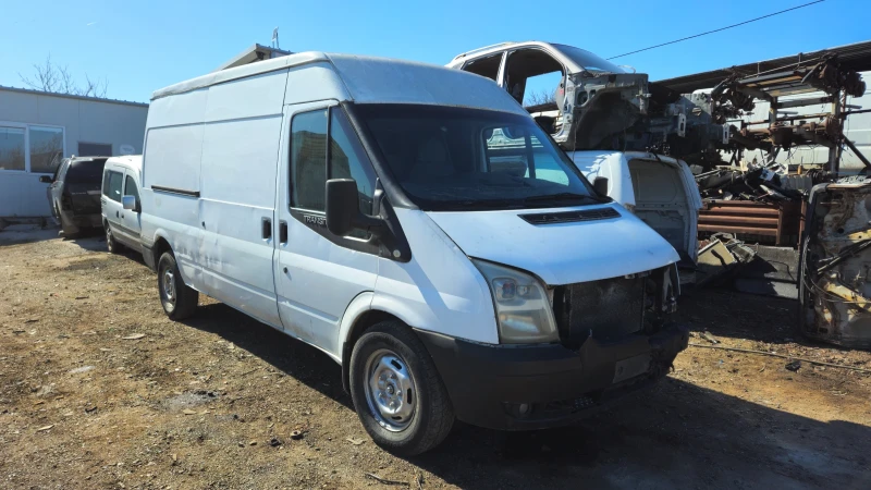 Ford Transit 2.4tdci/на части , снимка 1 - Бусове и автобуси - 49623486