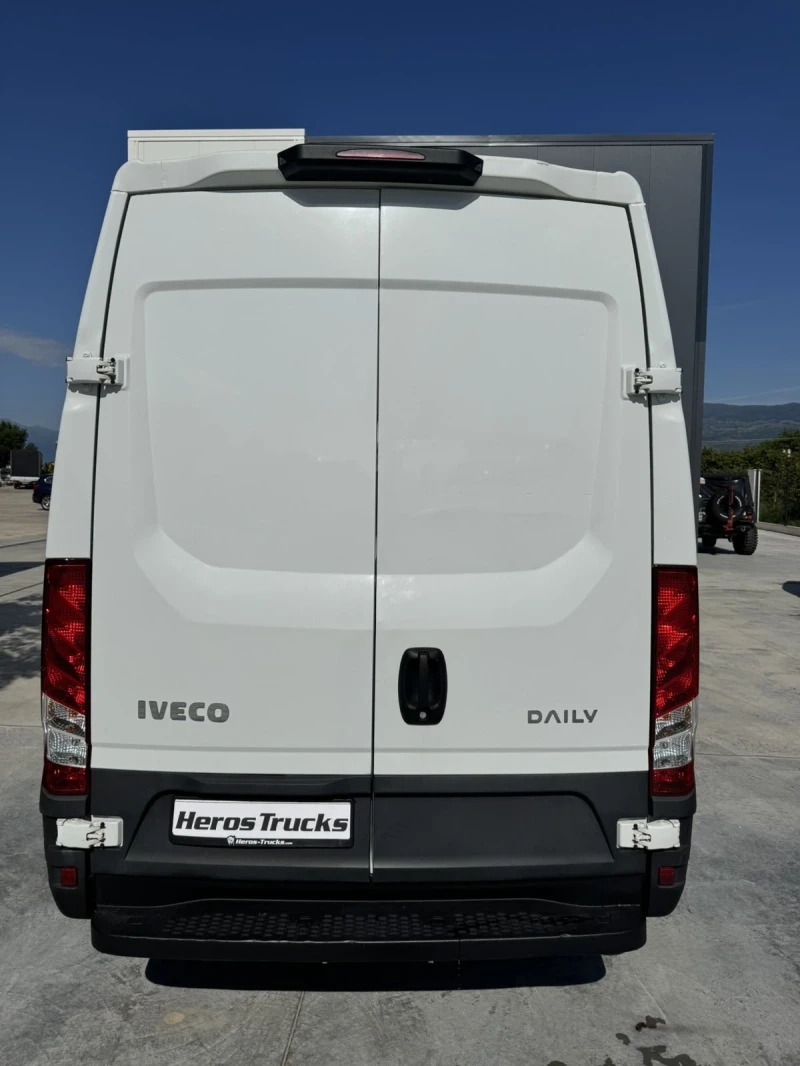 Iveco Daily Нови Гуми 47000 км 35S14, снимка 7 - Бусове и автобуси - 50725697
