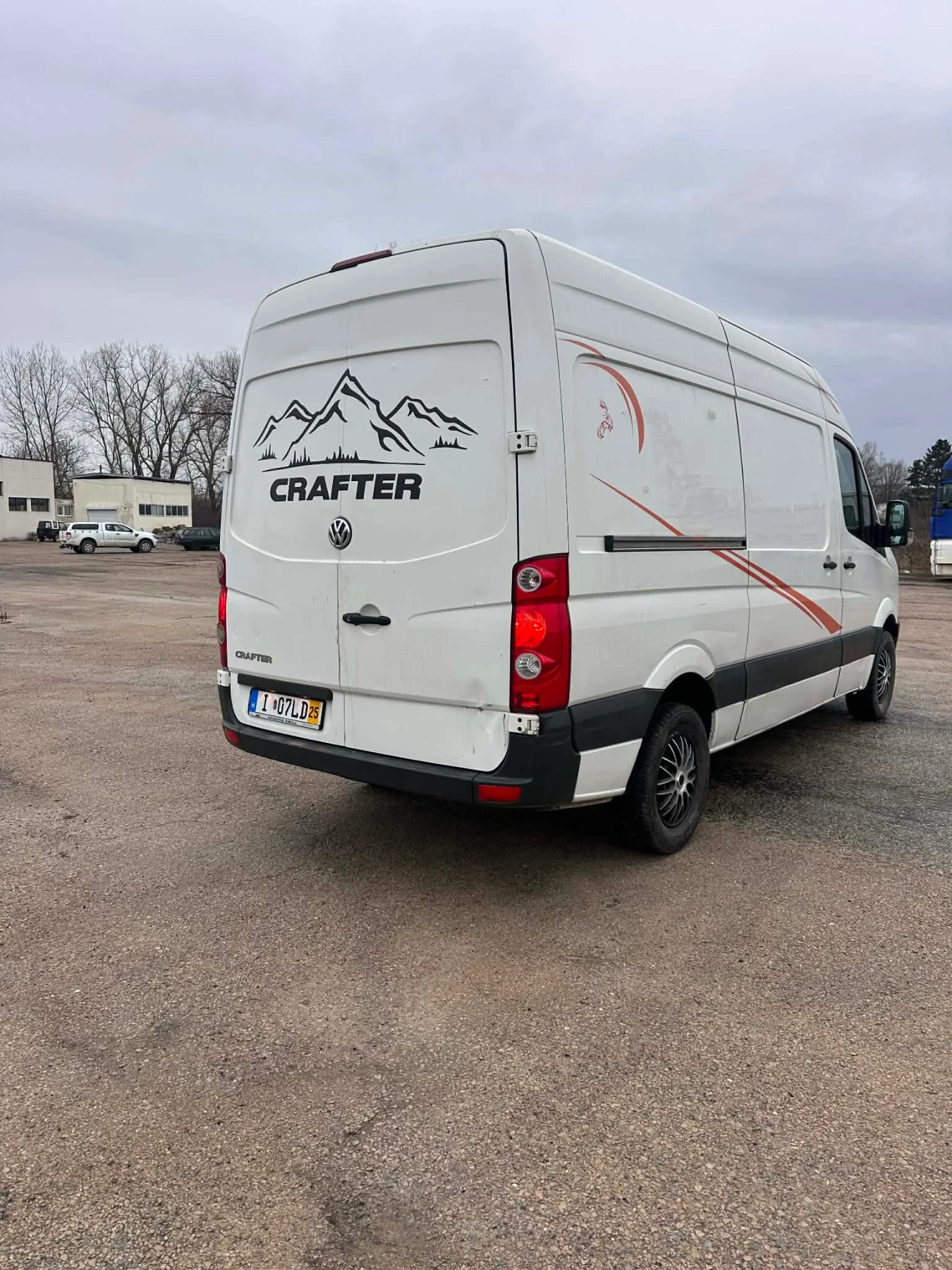 VW Crafter 2.0 tdi клима, снимка 4 - Бусове и автобуси - 53848798