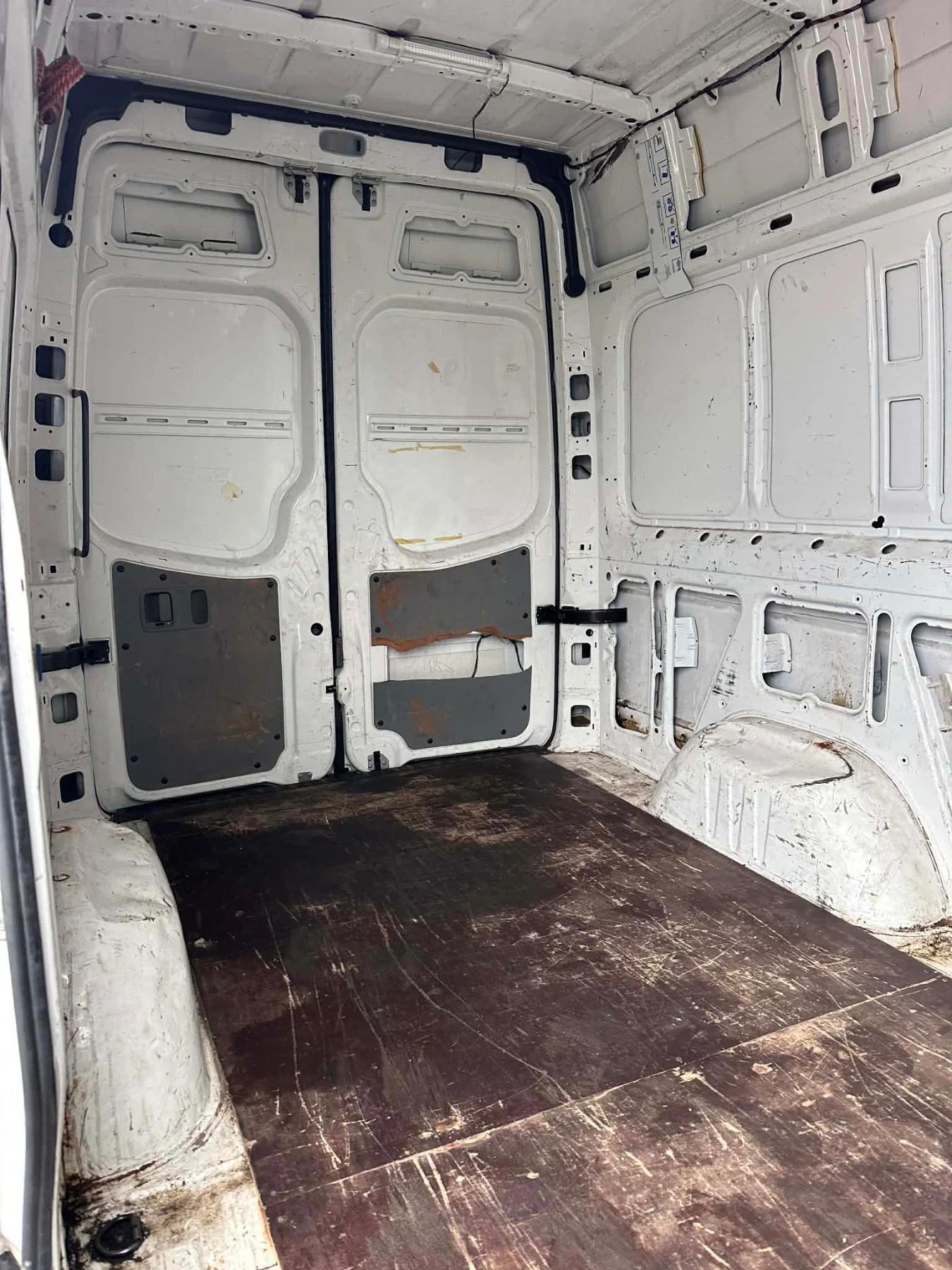 VW Crafter 2.0 tdi клима, снимка 7 - Бусове и автобуси - 53848798