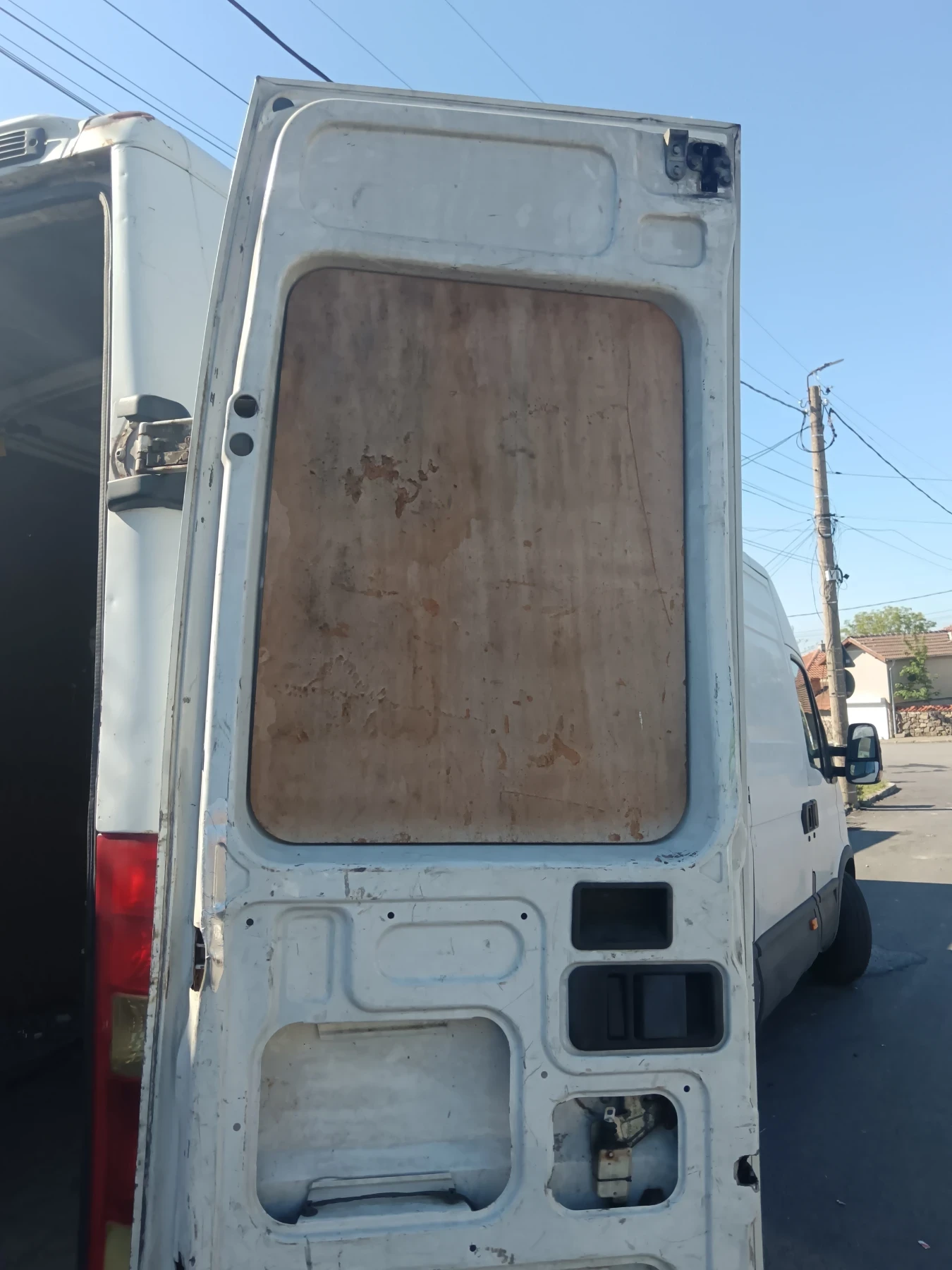 Iveco Daily 35S14 , снимка 2 - Бусове и автобуси - 54637774