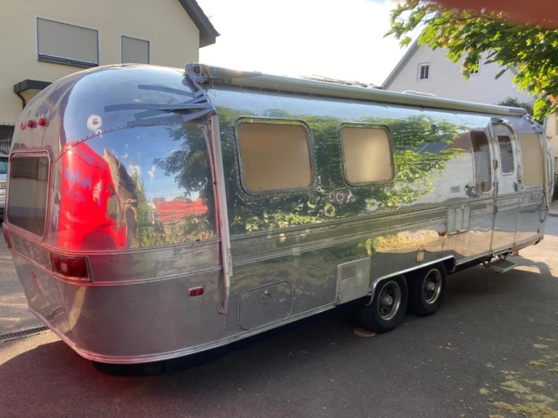 Каравана Други Airstream Excella 1000, снимка 6 - Каравани и кемпери - 52500302