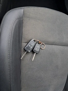 Opel Astra 1.7 CDTI СЕДАН 110 КС 6 СКОРОСТИ., снимка 8