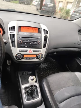 Kia Ceed  1.6 CRDi * КЛИМАТРОНИК* !ТОП! - 3900 лв. / 1994.04 € - 49392015 14
